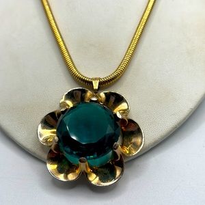 Vintage Huge Green Rhinestone Flower Pendant Necklace